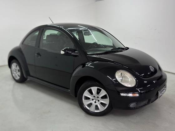 VOLKSWAGEN NEW BEETLE 2.0 MI 8V GASOLINA 2P AUTOMÁTICO